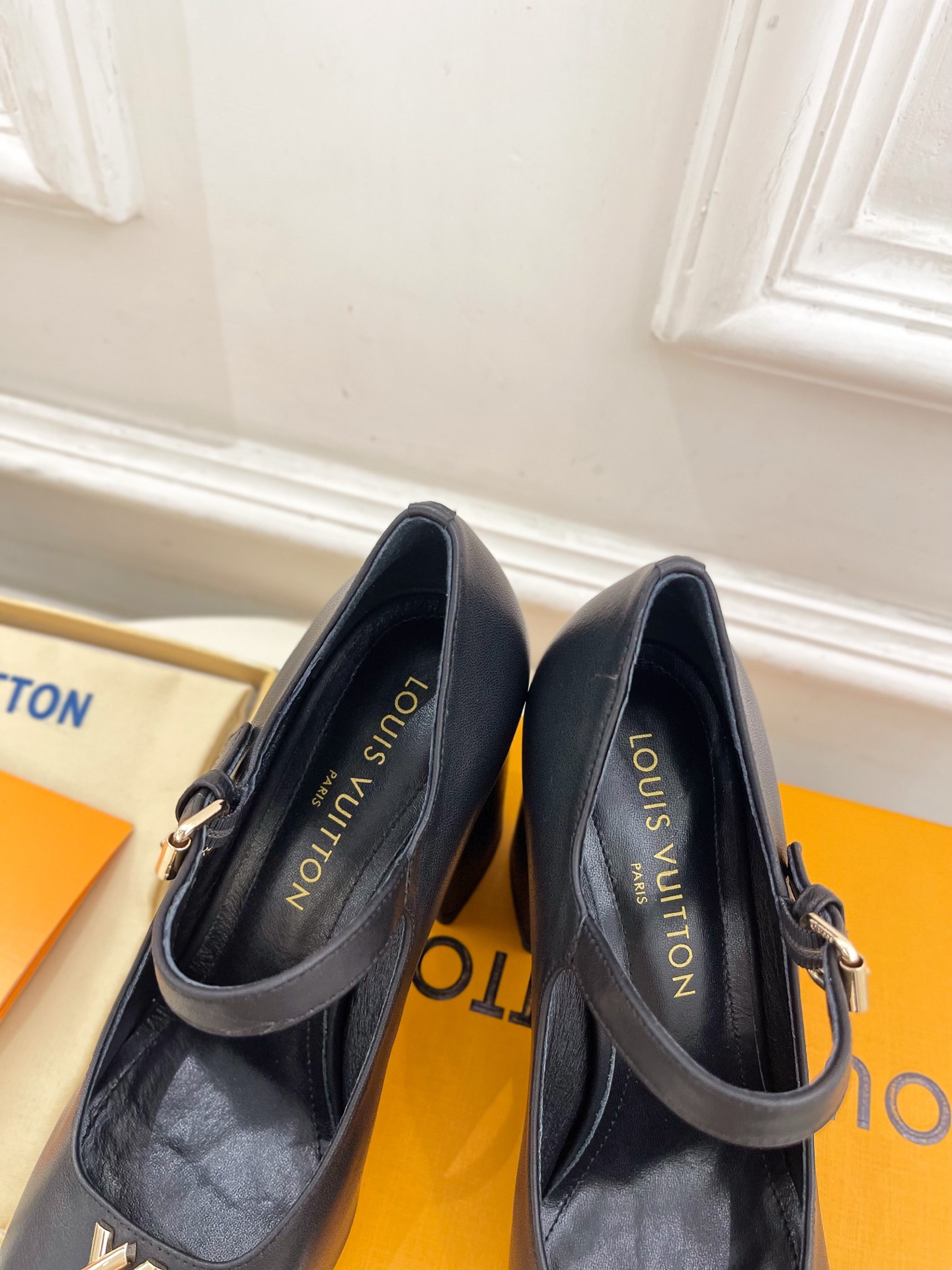 Women's high heels